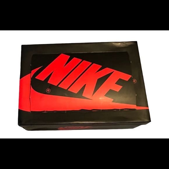 Off—-White x Air Jordan 1 Retro High OG UNC - Picture 7 of 16